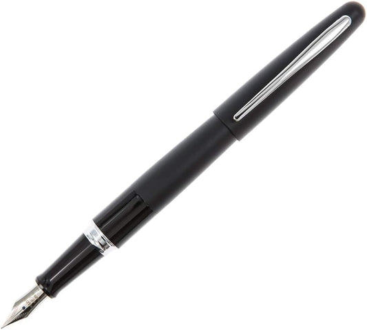 PILOT Metropolitan Collection Fountain Pen, Black Barrel, Classic Design, Fine Nib, Black Ink (91111)