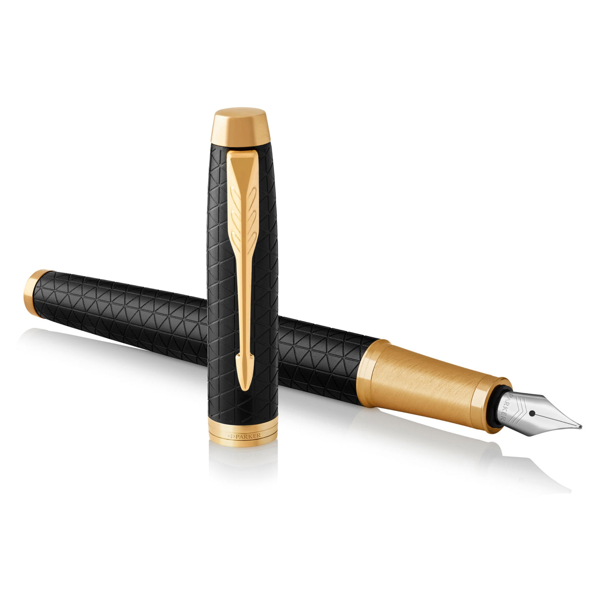 Parker IM Fountain Pen, Black Lacquer with Gold Trim, Fine Nib - Includes Blue Ink Refill and Elegant Gift Box