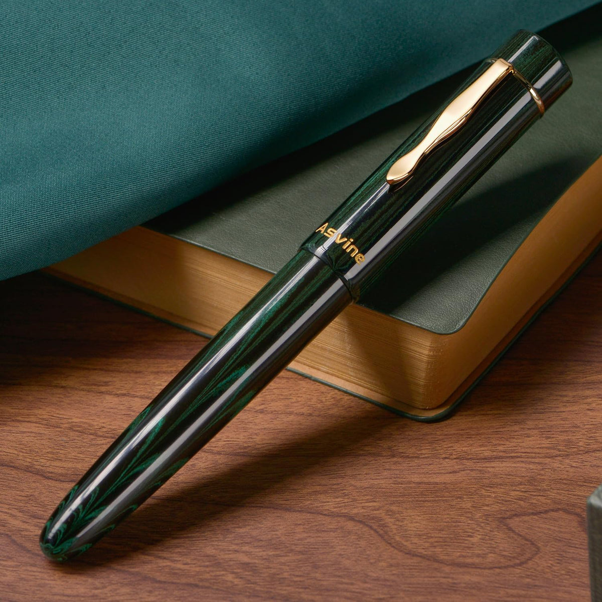 Asvine C2000 Germany Cumberland Ebonite Fountain Pen Number 8 Stub Nib 1.1mm Calligraphy Art Drawing Unique Pattern Pen with Converter Pen Box Collection Set- Green
